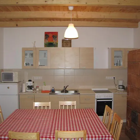 Toekszoeg Kucko Guest house *