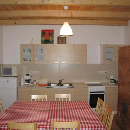 Toekszoeg Kucko Guest house *